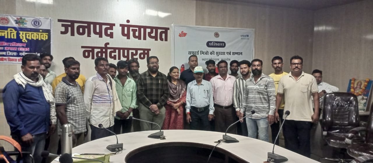 In the workshop for the safety and respect of Safai Mitras, the CEO said, God resides in cleanliness