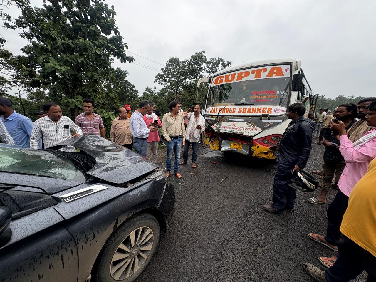 Bus and car collide on NH-46, several people injured
