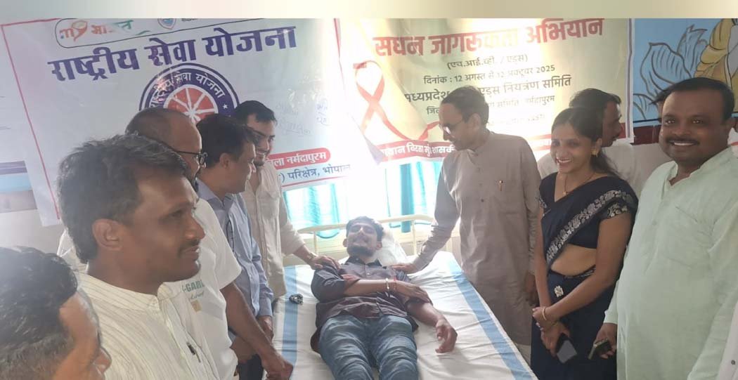 Blood donation workshop in Sukhtawa College, students showed awareness by donating three units of blood.