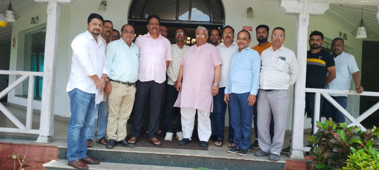 District President arrived in Pachmarhi to review the preparations for the Congress training camp