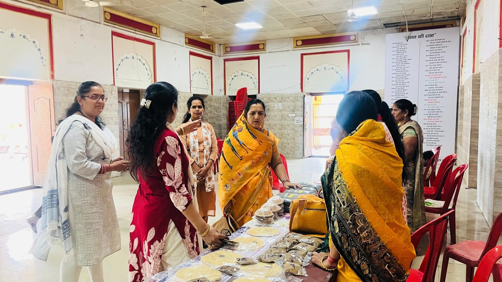 Public welfare fair organised under the Swachhata Seva Hi Pakhwada organised at Tilak Bhawan