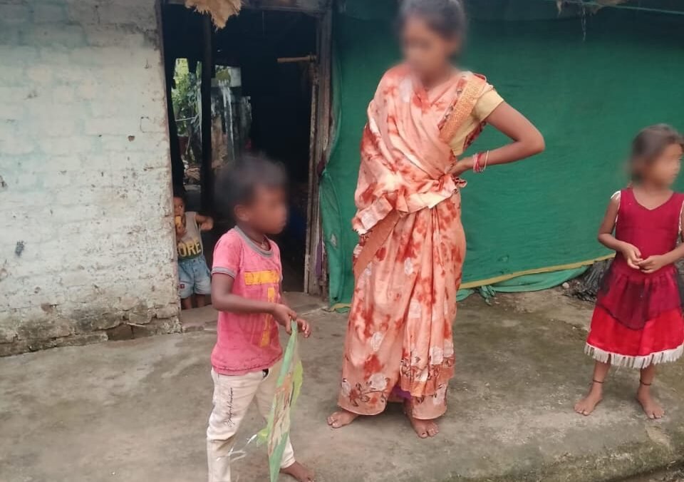 Dial-112's ingenuity: A 7-year-old boy who lost his way while playing was reunited with his family.