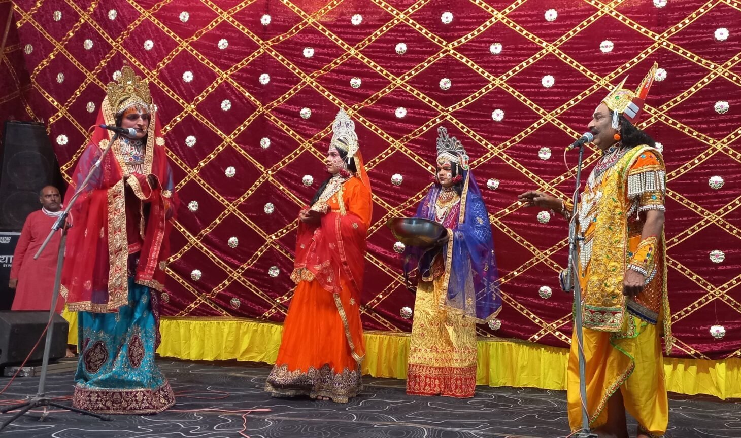 श्रीराम का जन्म और ताड़का वध देखकर रोमांचित हुए दर्शक 1 The audience was thrilled to see the birth of Shri Ram and the killing of Tataka.