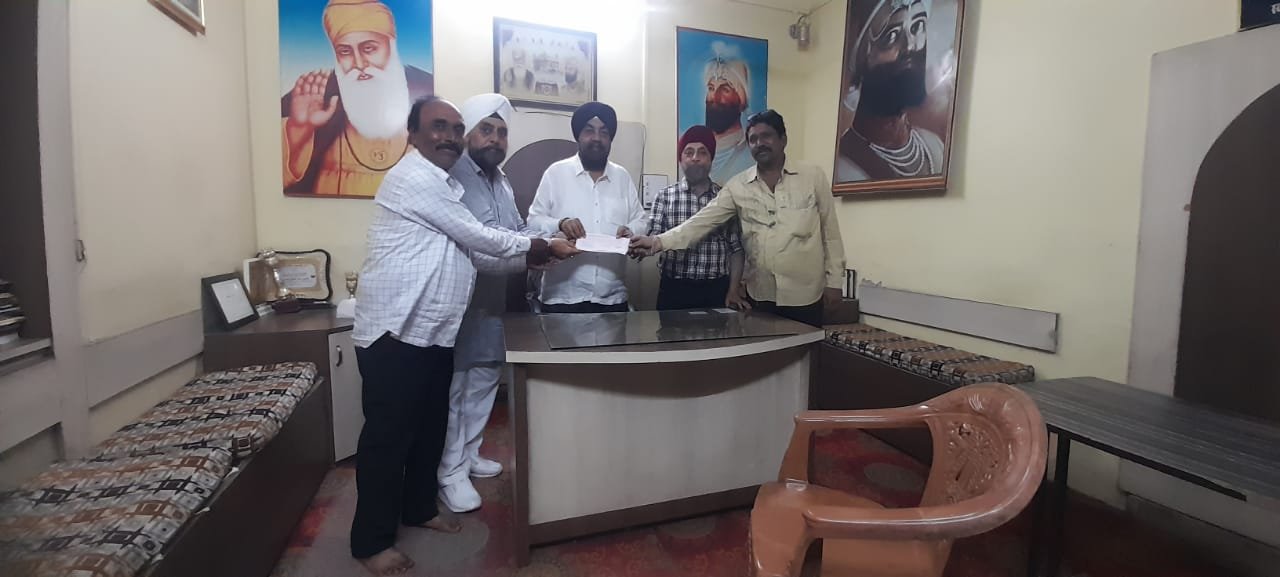 Truck Owners Welfare Organisation donates 11,000 rupees for Punjab flood victims