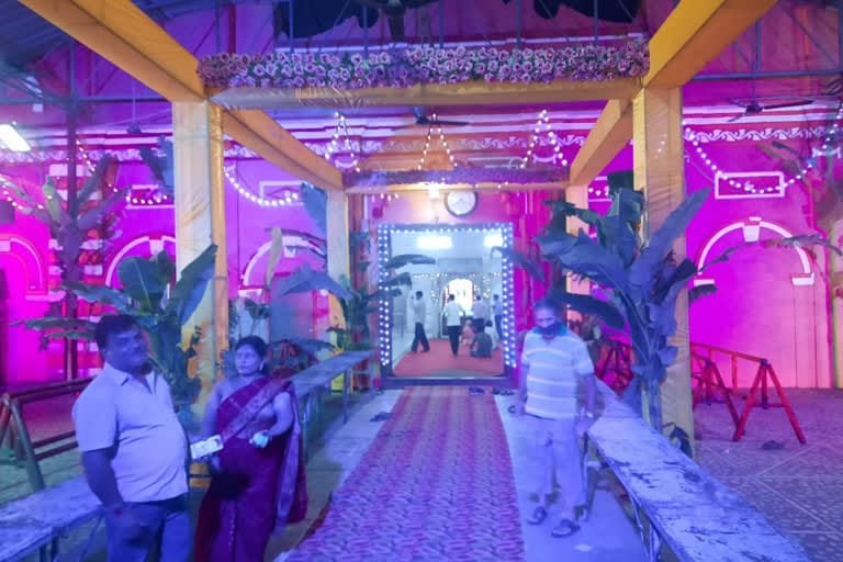 A grand 'Chhappan Bhog' will be organised on October 30, with elaborate preparations underway at the Dwarkadhish Temple.