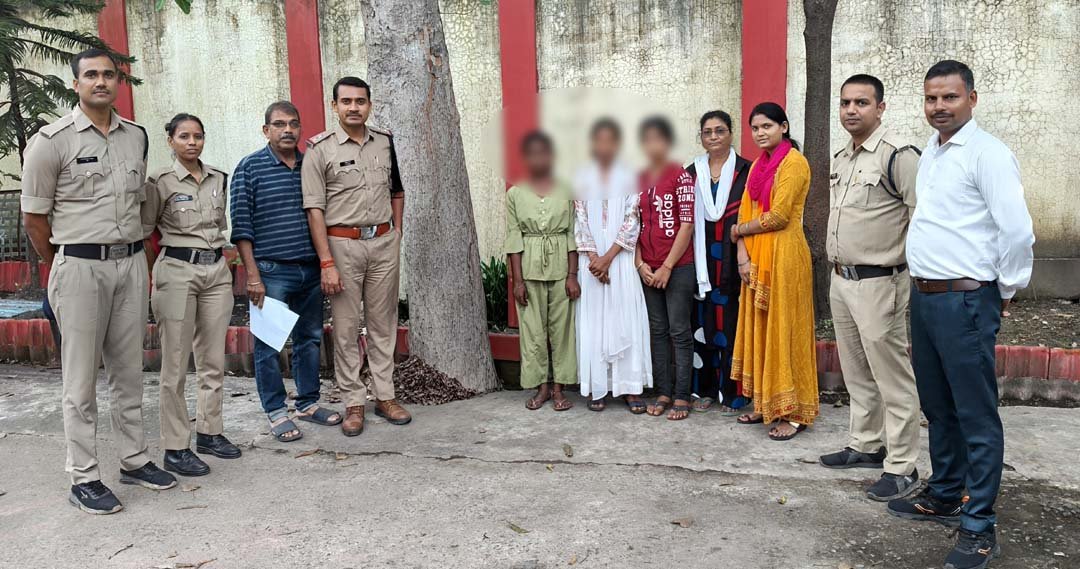 Three minor girls kidnapped from Rewa found at Itarsi station, rescued safely by police!
