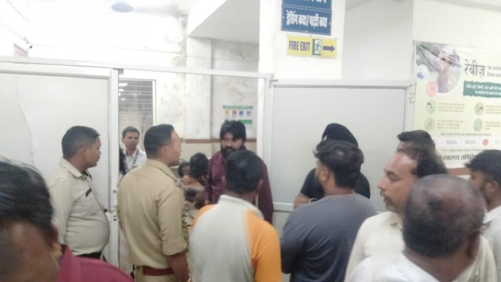 सनसनीखेज घटना : इटारसी में मुख्य मार्ग पर फटा खाली गैस टैंकर, जोरदार धमाके से 4 किमी तक दहला इलाका 5 Injured 2