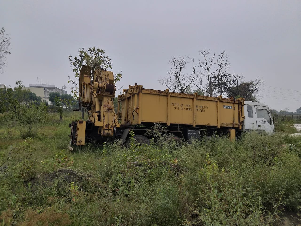 Metrology Department's misdeed: Mobile testing vehicle worth lakhs found abandoned in bushes