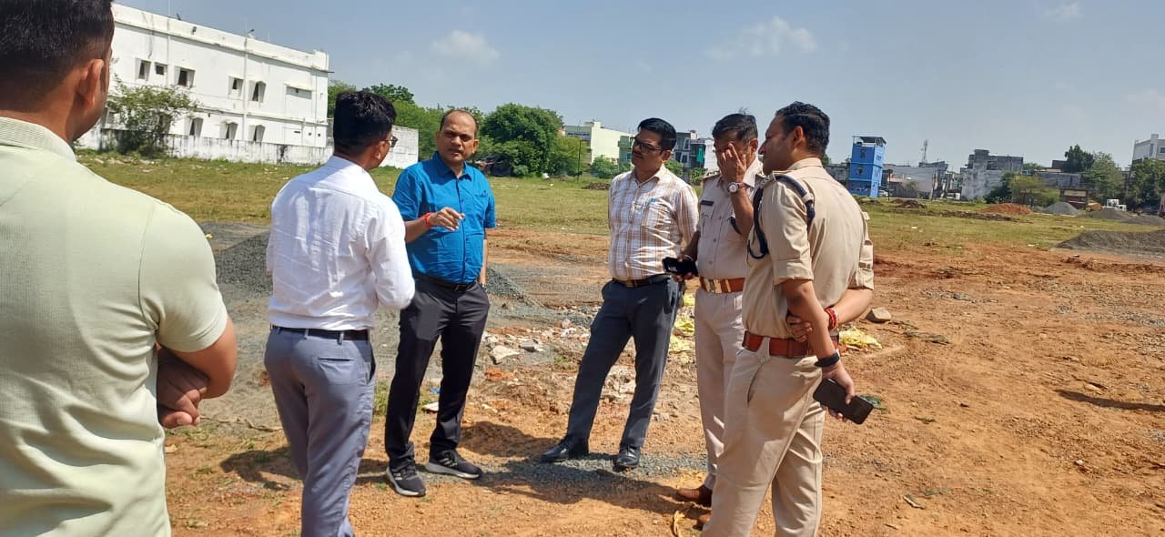 Inspection of firecracker and diya/idol selling places in Itarsi, special attention paid to safety