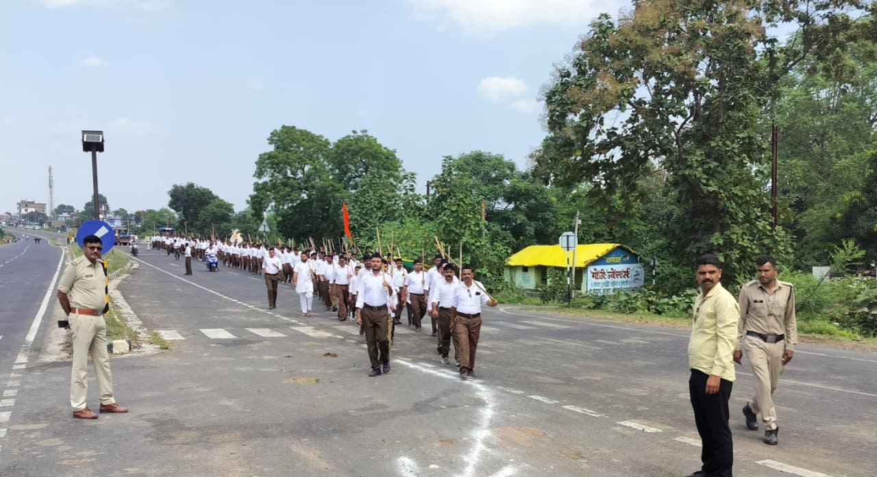 Grand procession in Kesla on the centenary year of Rashtriya Swayamsevak Sangh