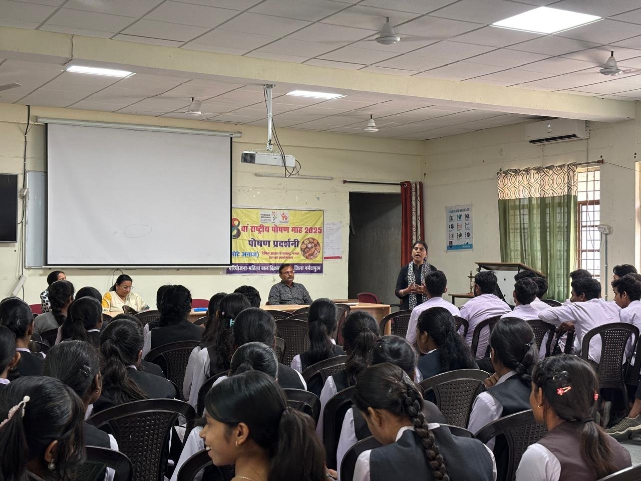 Pledge to boycott single use plastic in the awareness program of Nutrition Month in Polytechnic College