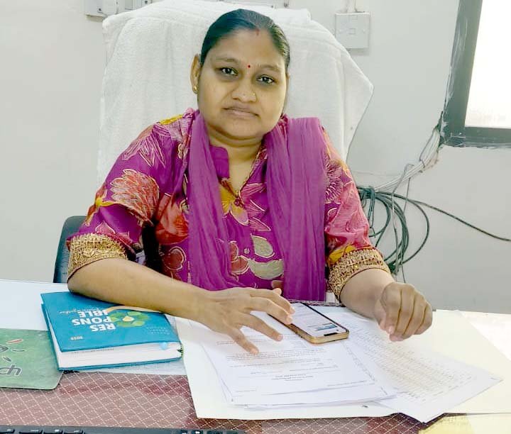 Sunita Sahni returns to the Tehsildar office, assumes charge, brings hope to the city