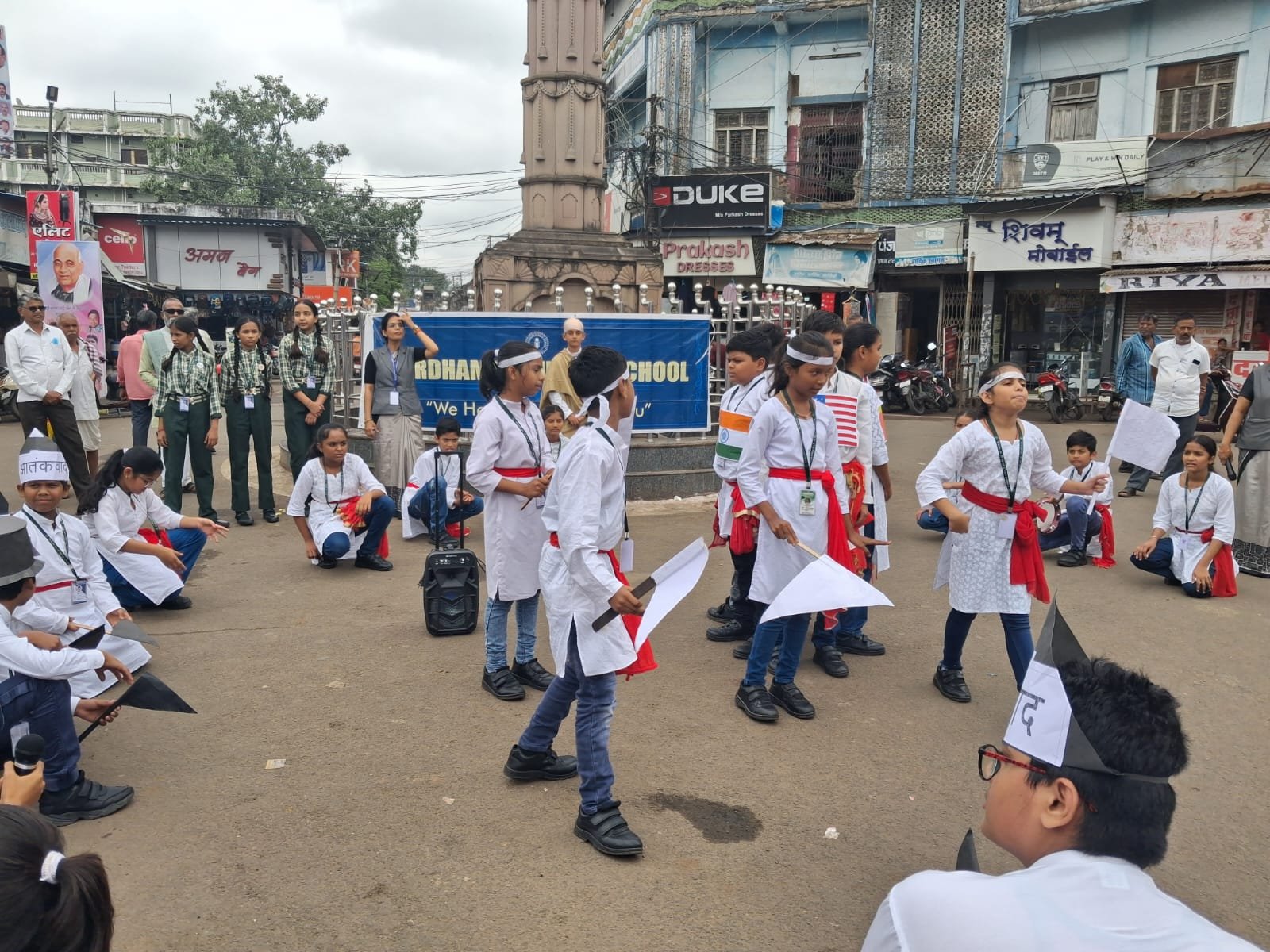 Vardhaman Public School students gave the message of unity on Sardar Patel Jayanti