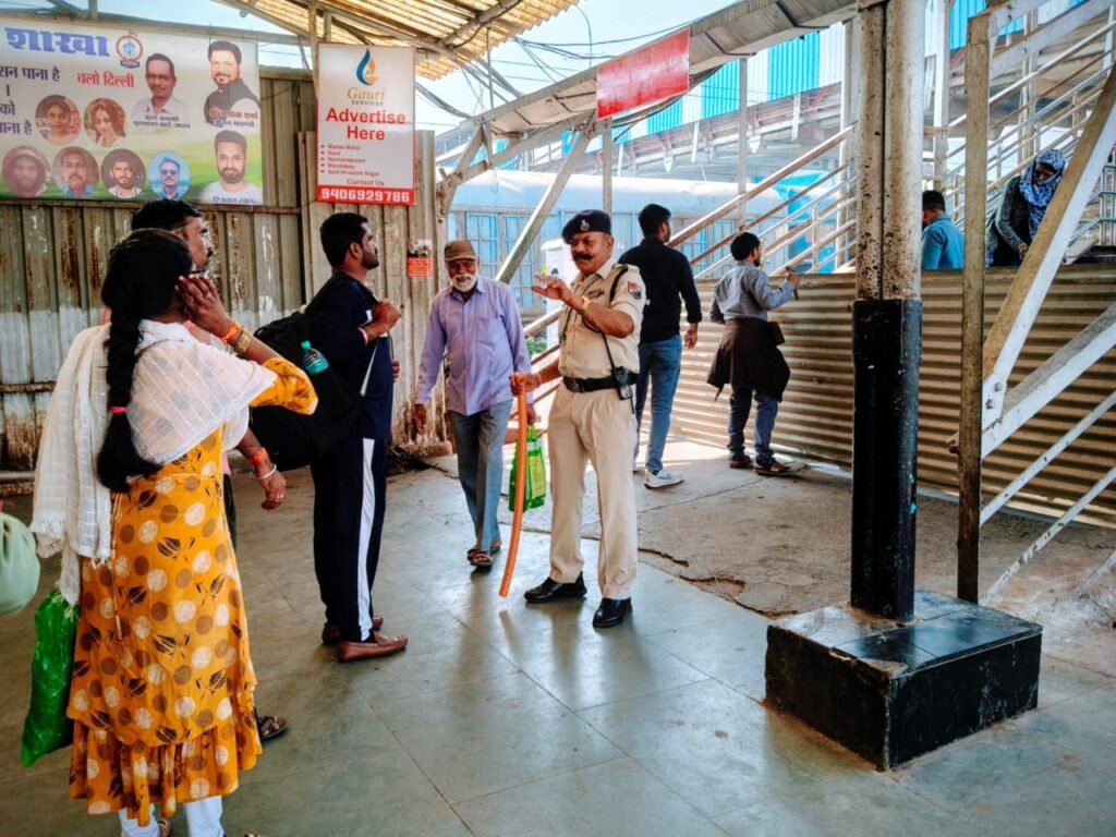 अलविदा 54 साल की विरासत! इटारसी जंक्शन पर इतिहास बंद, भविष्य का रास्ता खुला 2 FOB 2