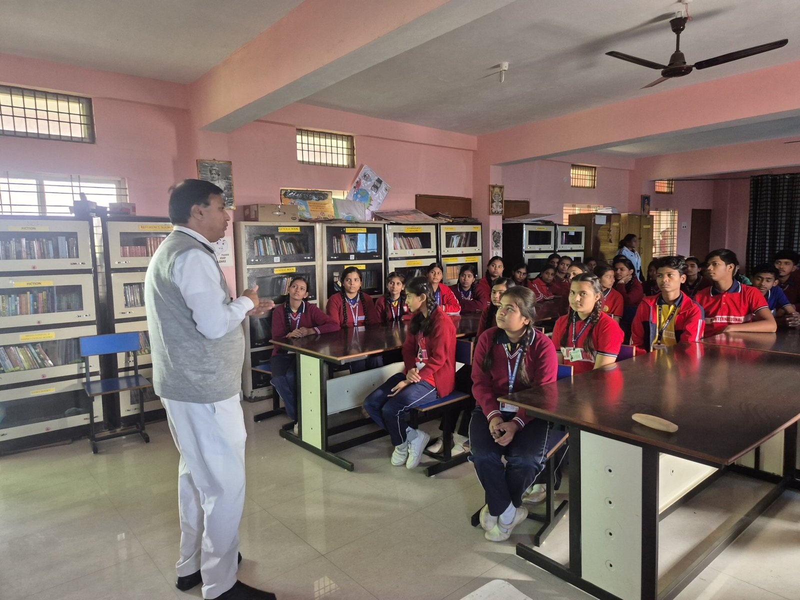 Students of Prerana Convent School started social awareness campaign