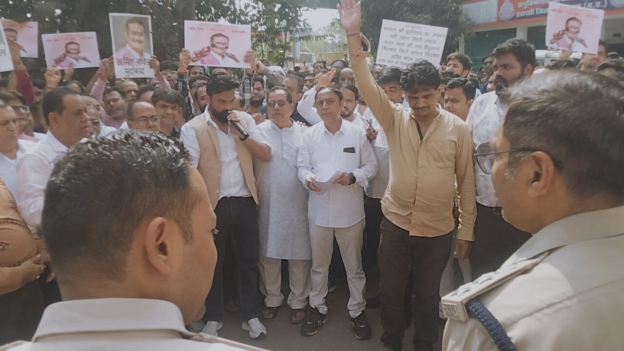 Itarsi remains closed, reward for blackening the face of Jhulelal ji's insulter