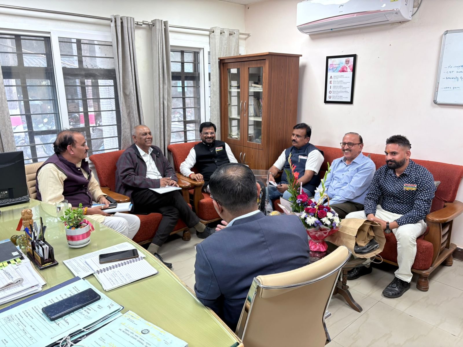 West Central Railway Mazdoor Sangh submitted a 21-point memorandum to the Principal Chief Personnel Officer