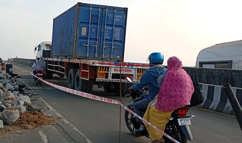 खेड़ा के पास बने ओवरब्रिज का कल राज्यसभा सांसद माया नारोलिया करेंगी निरीक्षण 1 Rajya Sabha MP Maya Narolia will inspect the overbridge near Kheda tomorrow.