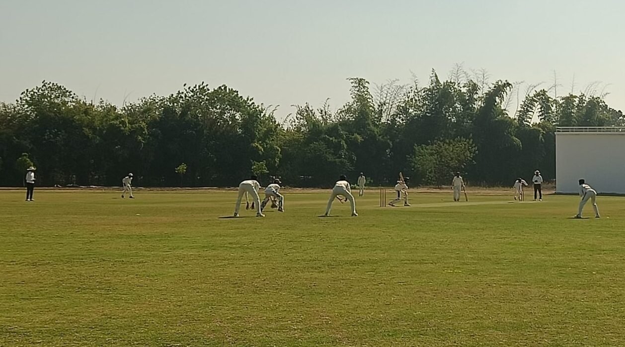 Anil Parate Trophy: Vivek Baghel's spin entangles Harda, Betul takes a 41-run lead