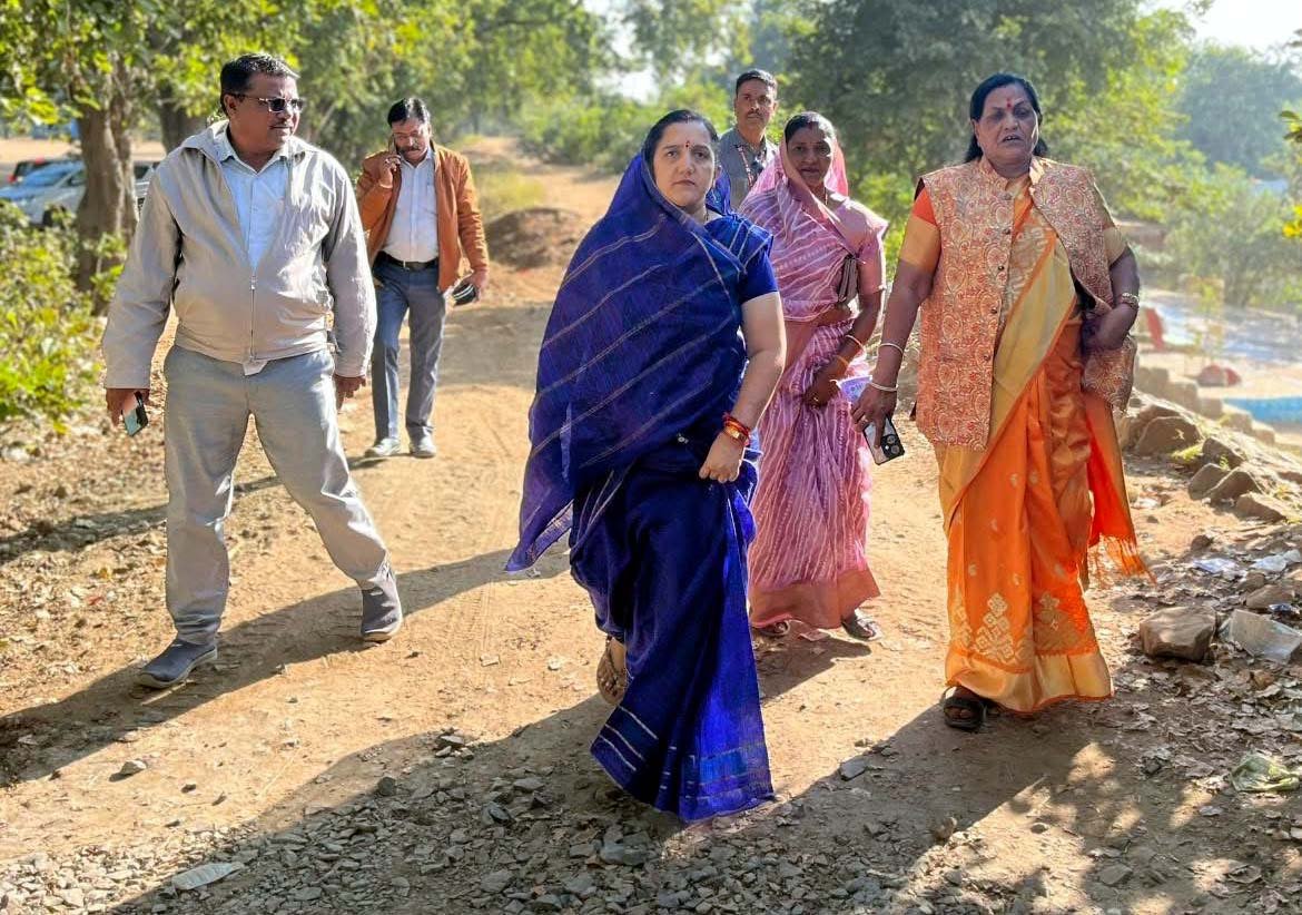 Rajya Sabha MP and Municipal Chairman inspected the road being constructed at BTI at a cost of Rs 31 lakh.