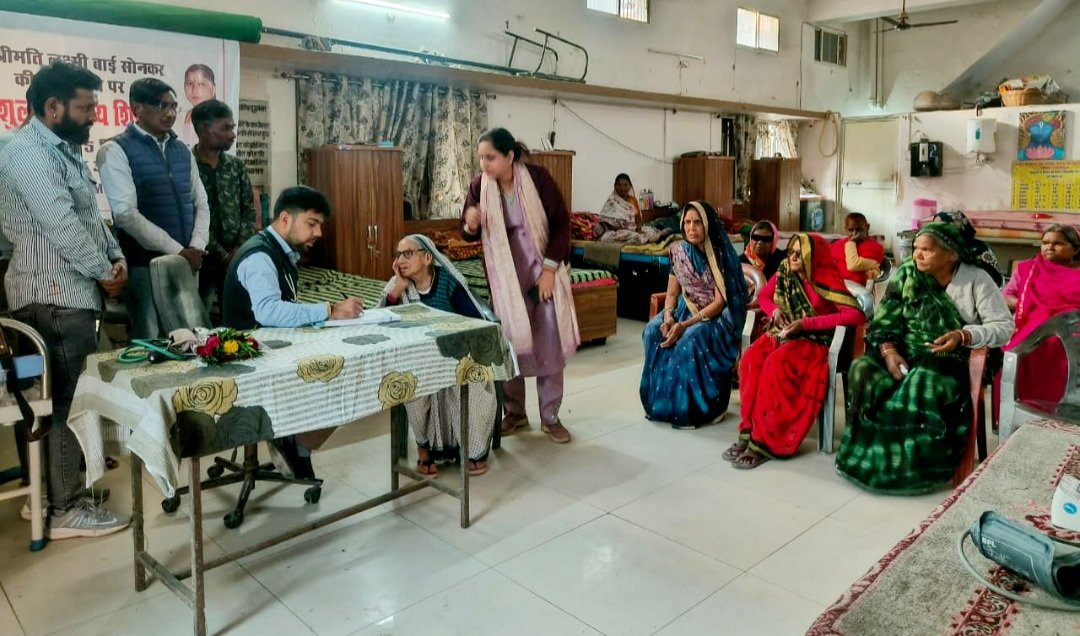 More than 300 villagers received free treatment at a health camp in Kesla.