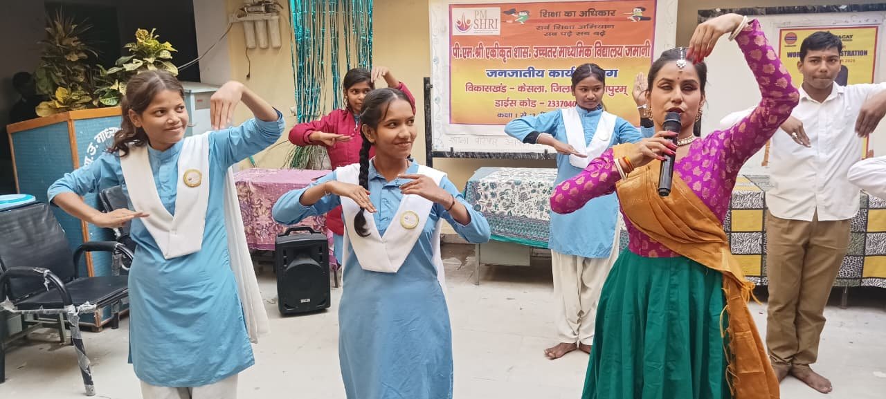 Kathak workshop concludes beautifully at PM Shri School, Zamani; tribal children dance