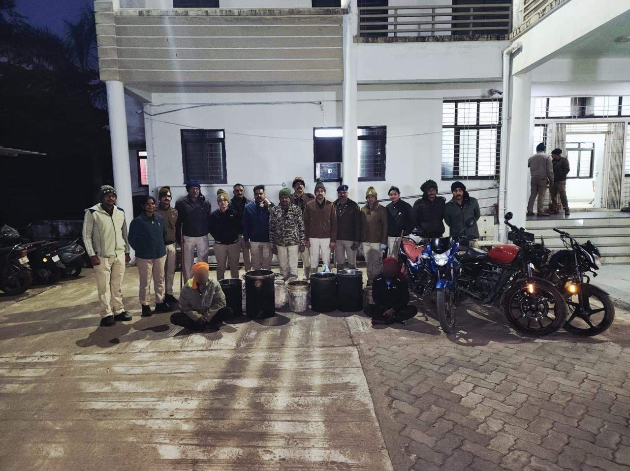 Narmadapuram police crackdown on illicit liquor, arrests 4 accused