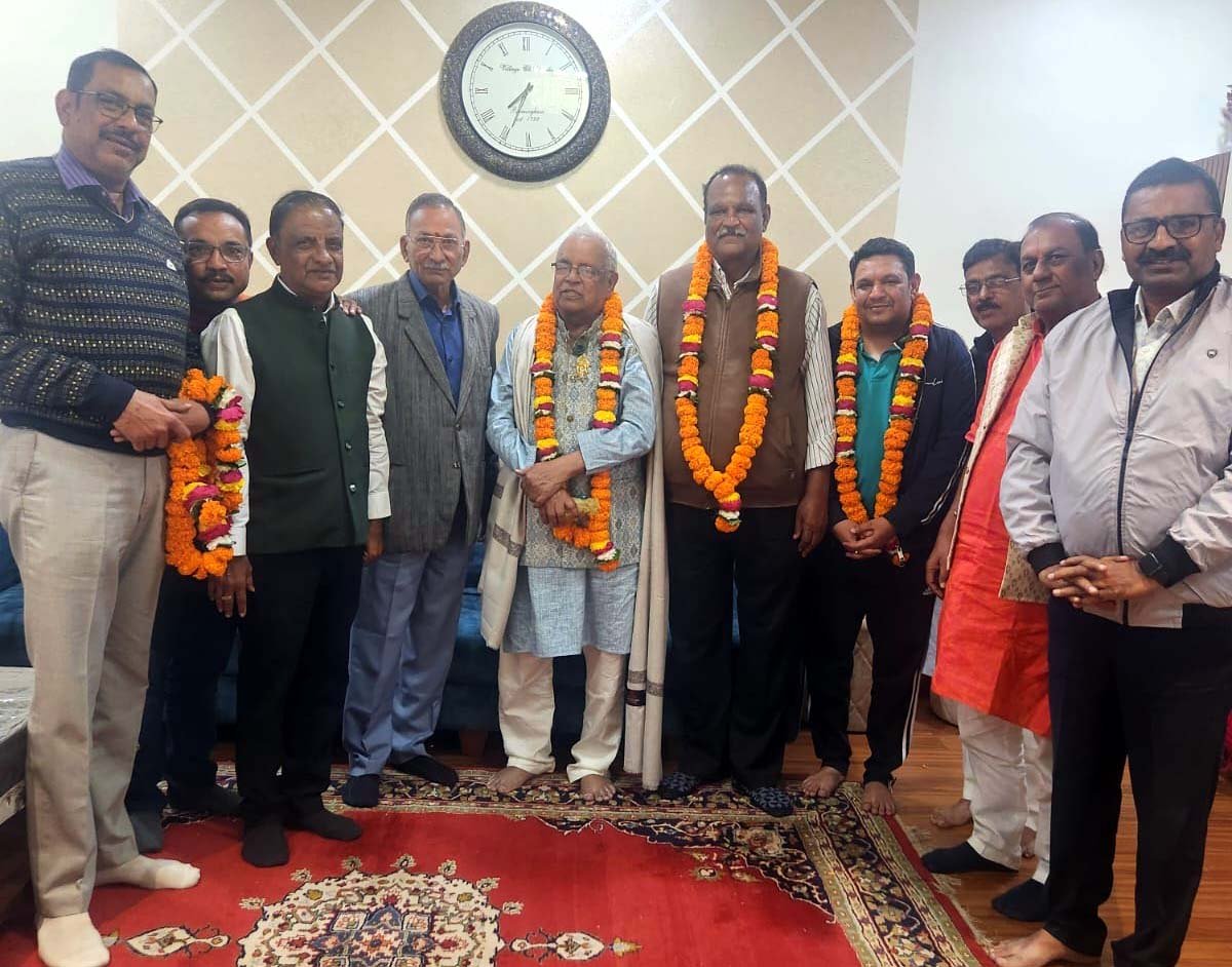 Maheshwari community honored Vijay and Pradeep Malpani.