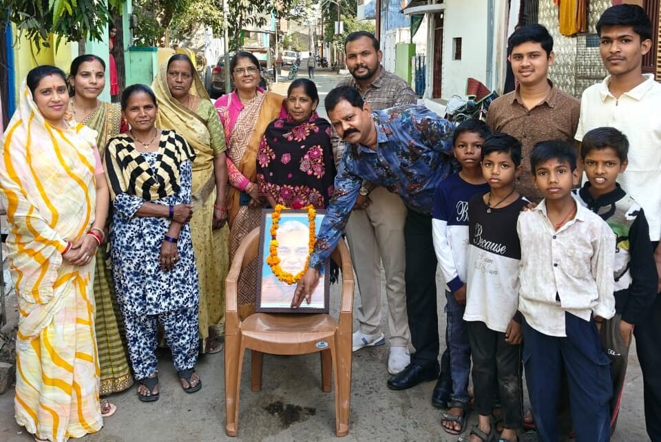 Former Prime Minister Atal Bihari Vajpayee's birth anniversary celebrated in Ward 21