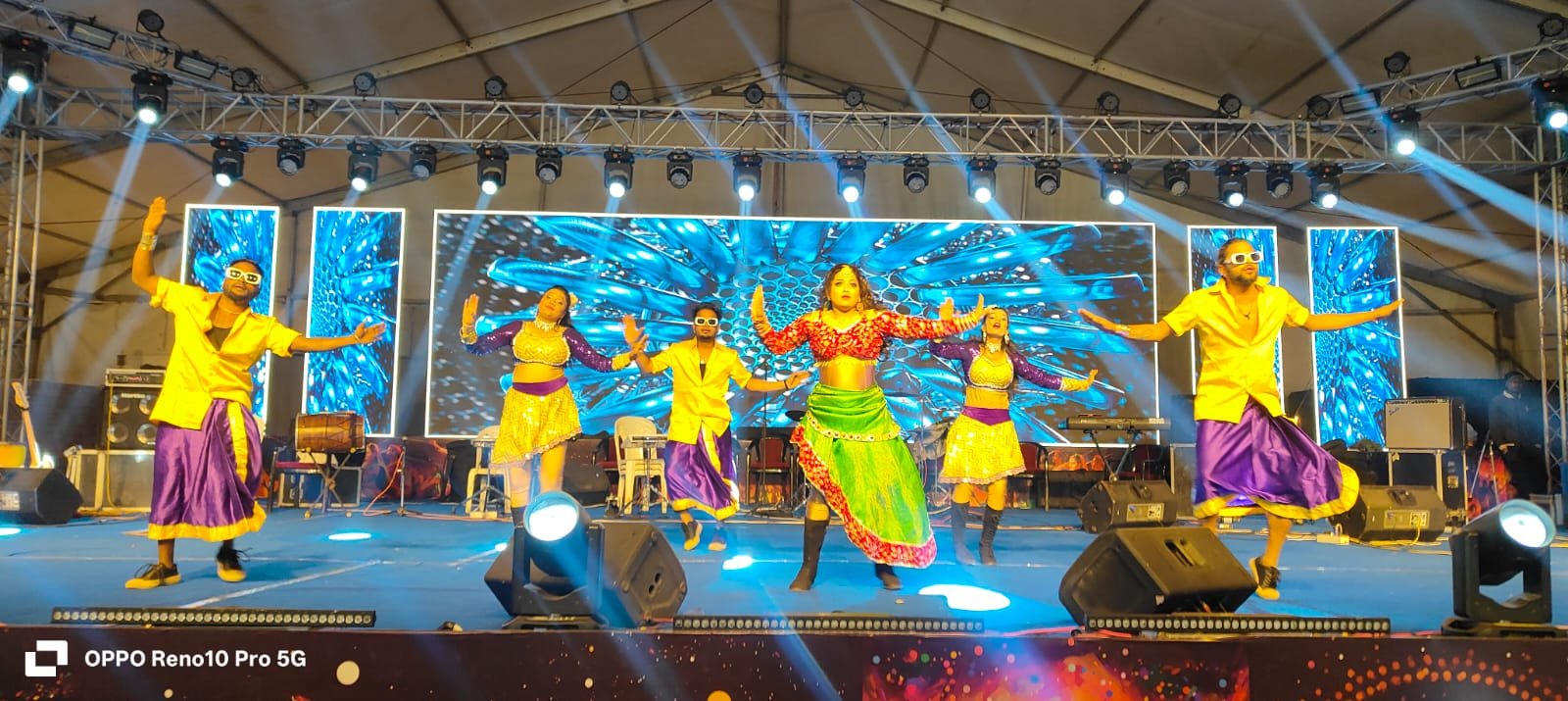 The Queen of Satpura blossomed with the confluence of melody, rhythm and laughter.