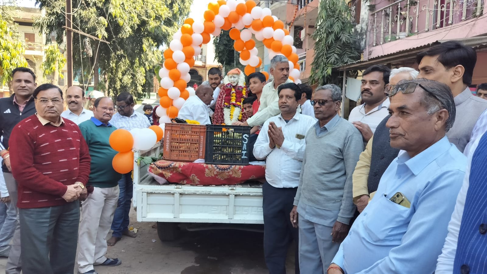 Sai Baba's idol replaced with much fanfare; temple grounds to become public convenience center