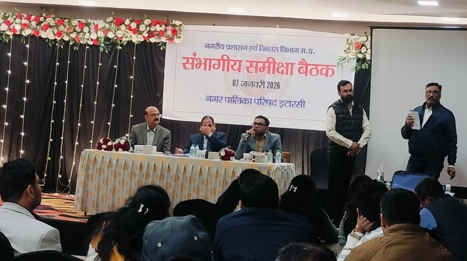 Narmadapuram division officials and engineers learnt the tricks of water quality testing