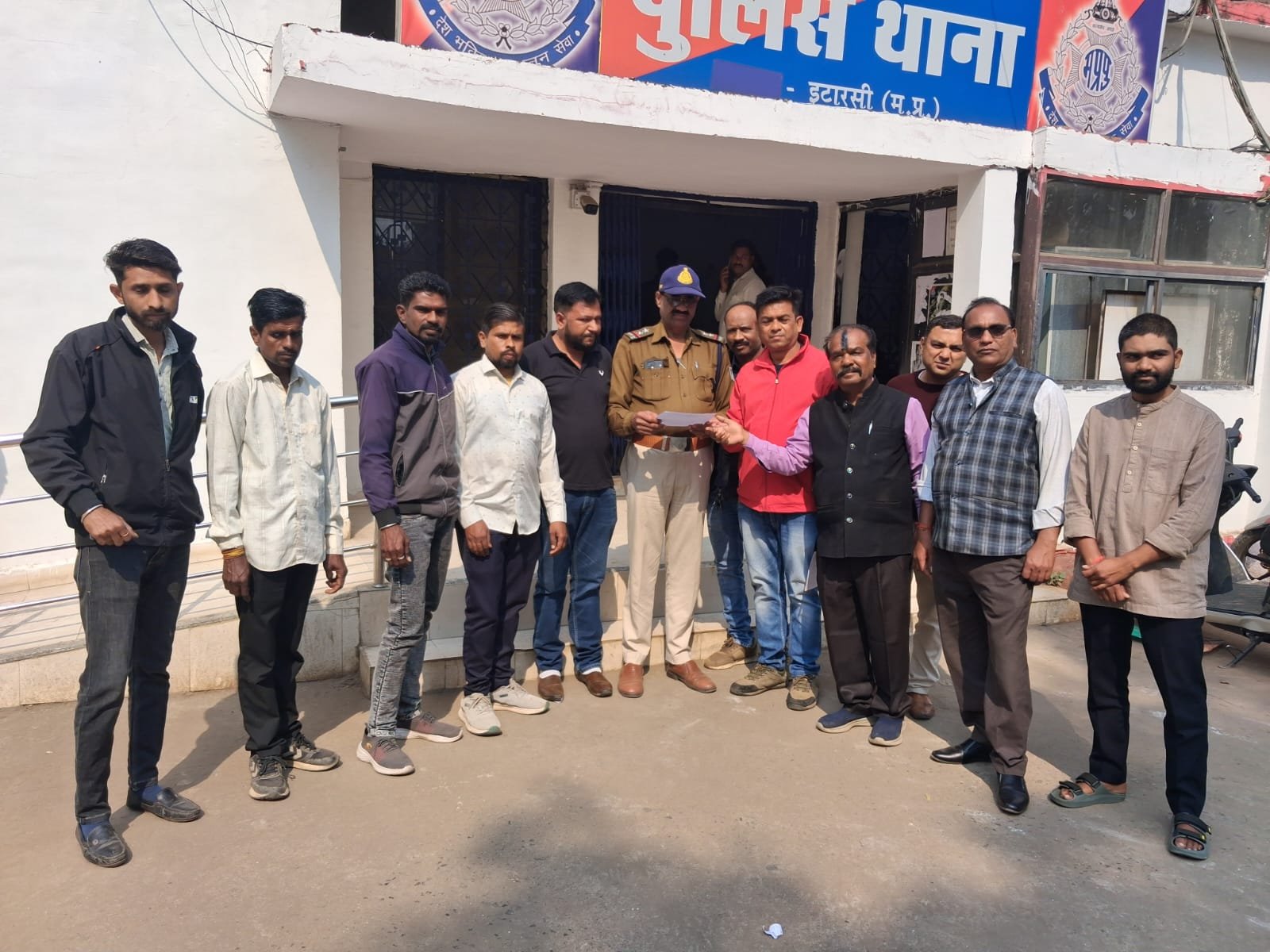 Kurmi Youth Brigade submits memorandum demanding fair investigation into Mohit Choudhary's death