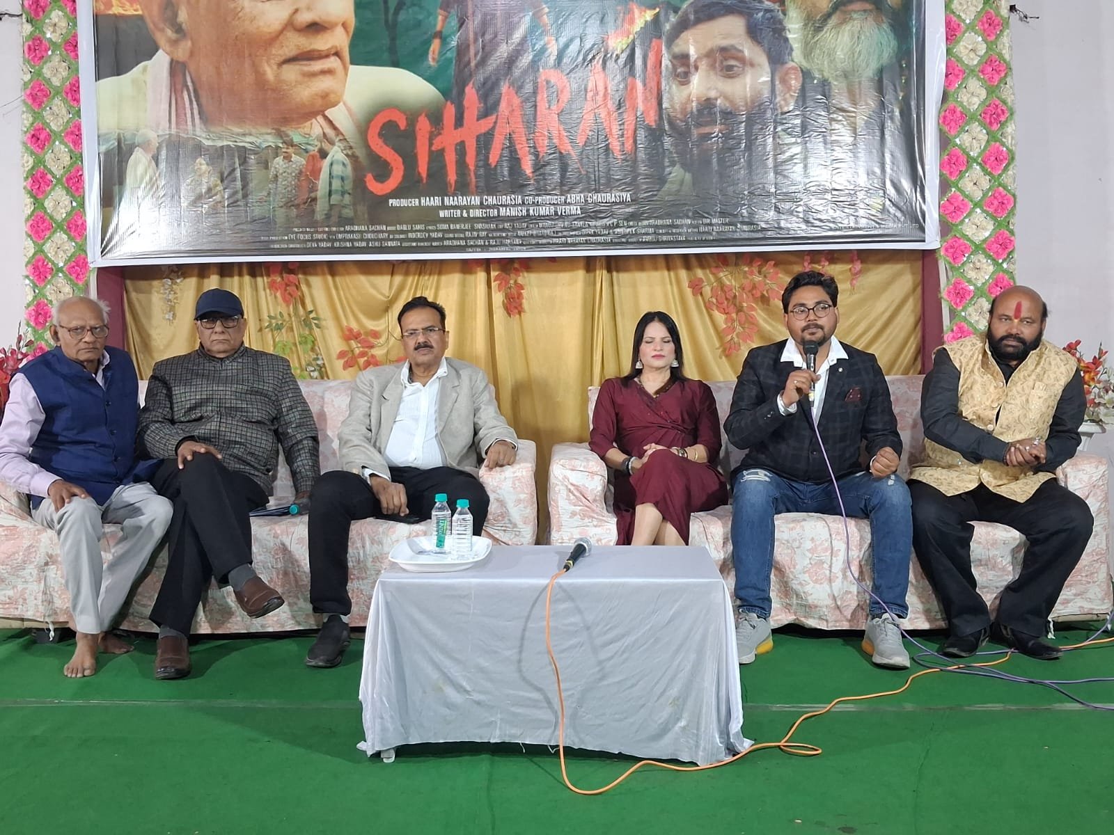 The horror of the braid-cutting scandal and the romance of betel cultivation bring a chill to the big screen.