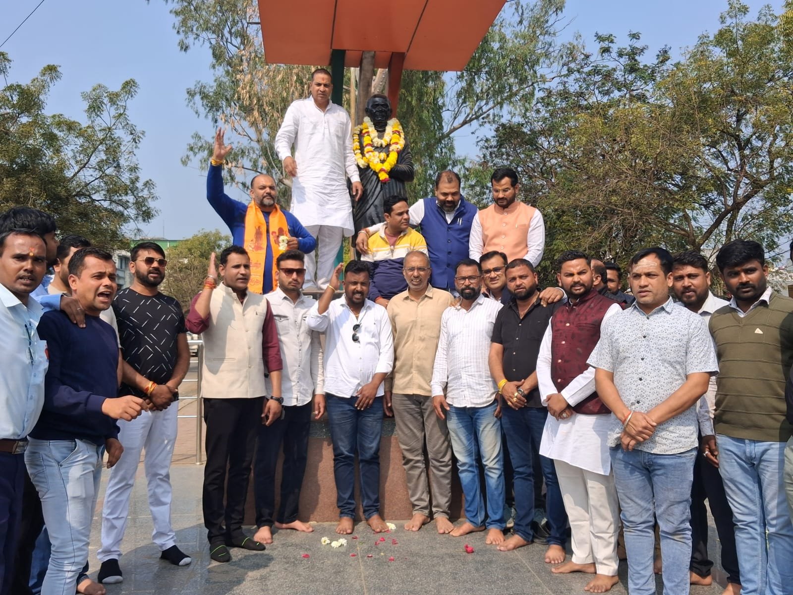 Campaign of Atal Smriti Samiti, honouring the ascetics of Jan Sangh