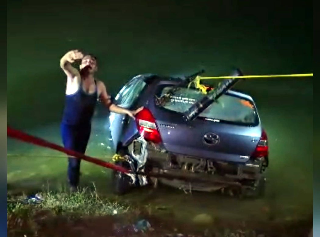 Uncontrolled car plunges into Tawa Canal, 3 youths drown as they struggle to get out.