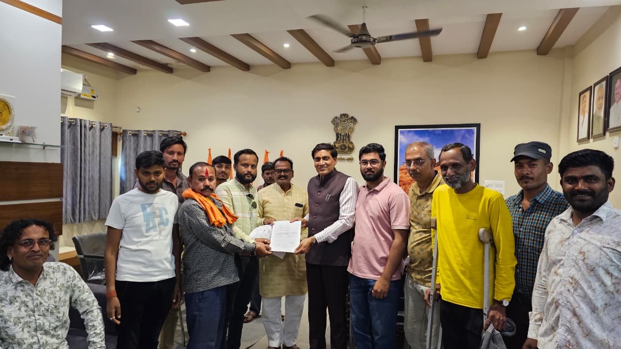 There was also a demand to name the T-shaped overbridge as Vivekananda Setu and install a statue.