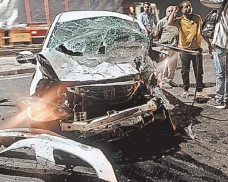 A horrific road accident occurred on the Budni National Highway, an uncontrolled car veered into the opposite lane, killing one youth and leaving three others in critical condition.