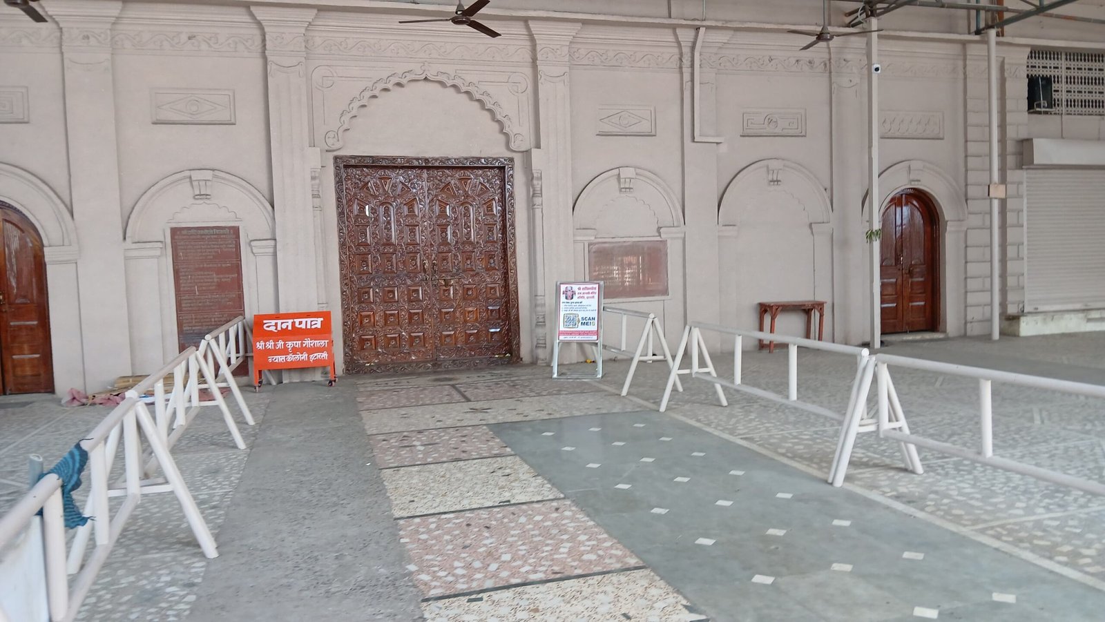 Shadow of lunar eclipse: Temples close as soon as the Sutak period begins