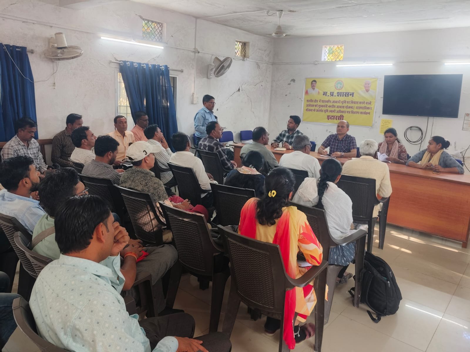 इटारसी अनुविभाग में नरवाई प्रबंधन को लेकर बैठक आयोजित, ग्रीन विलेज घोषित करने के निर्देश