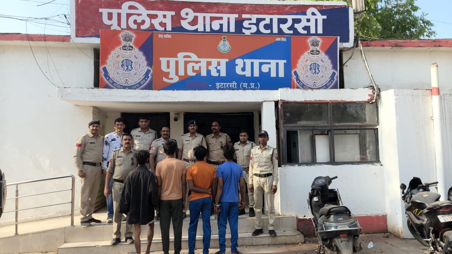 All four accused in the murder of Jaideep Bhat are behind bars; the police arrested them within an hour.