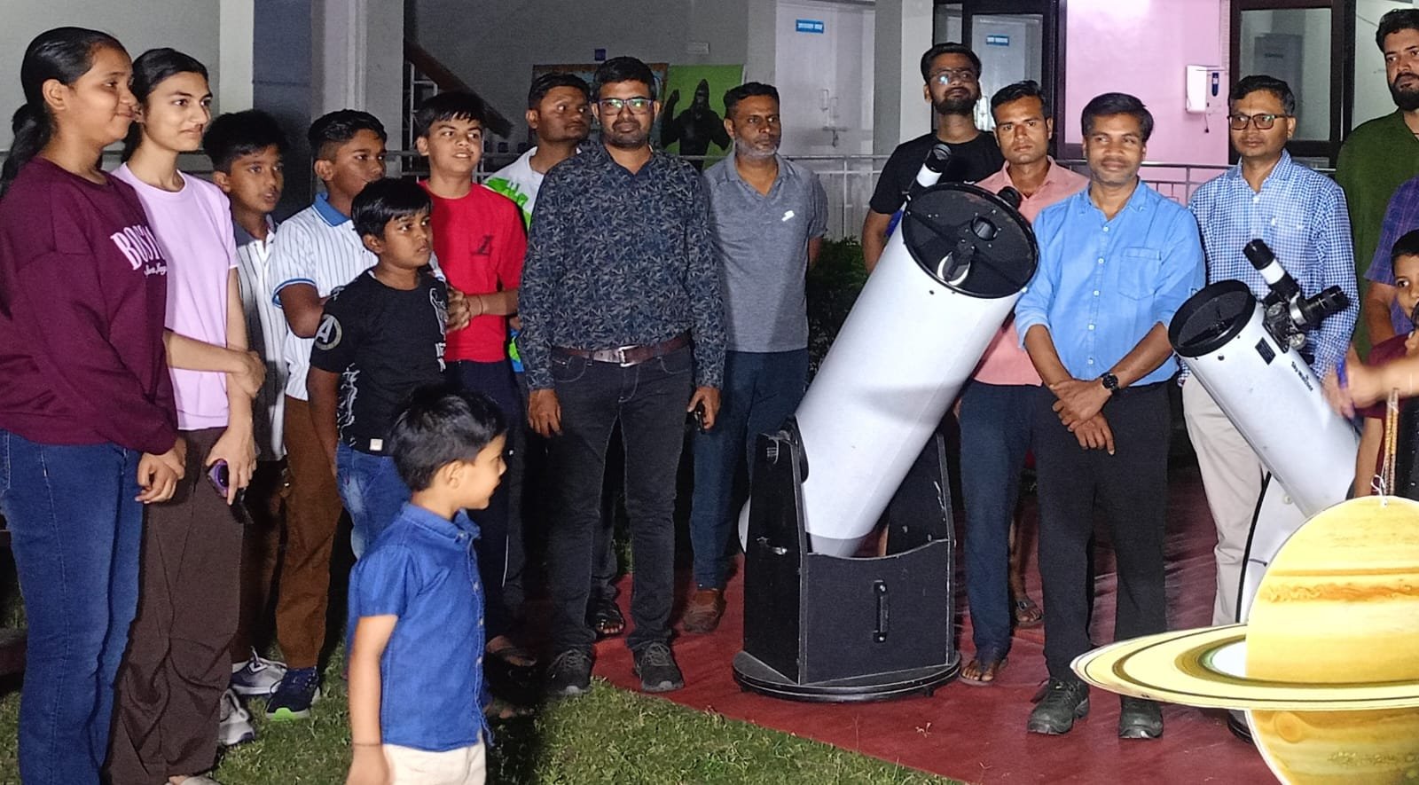 Astronomical View at Patharouta Powergrid: Amazing views of the universe seen through the telescope