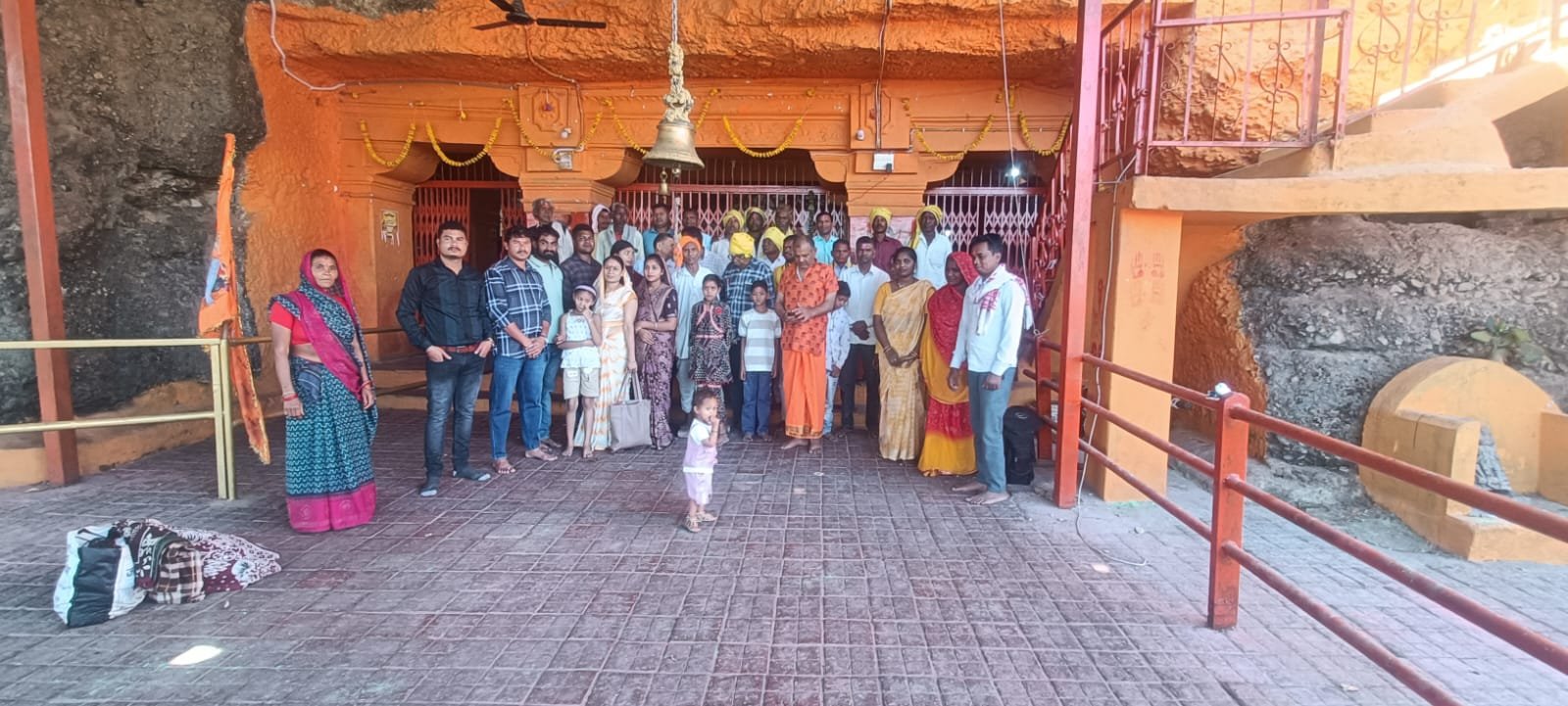 All tribal communities resolved to organize a free mass marriage conference at Tilak Sindoor.