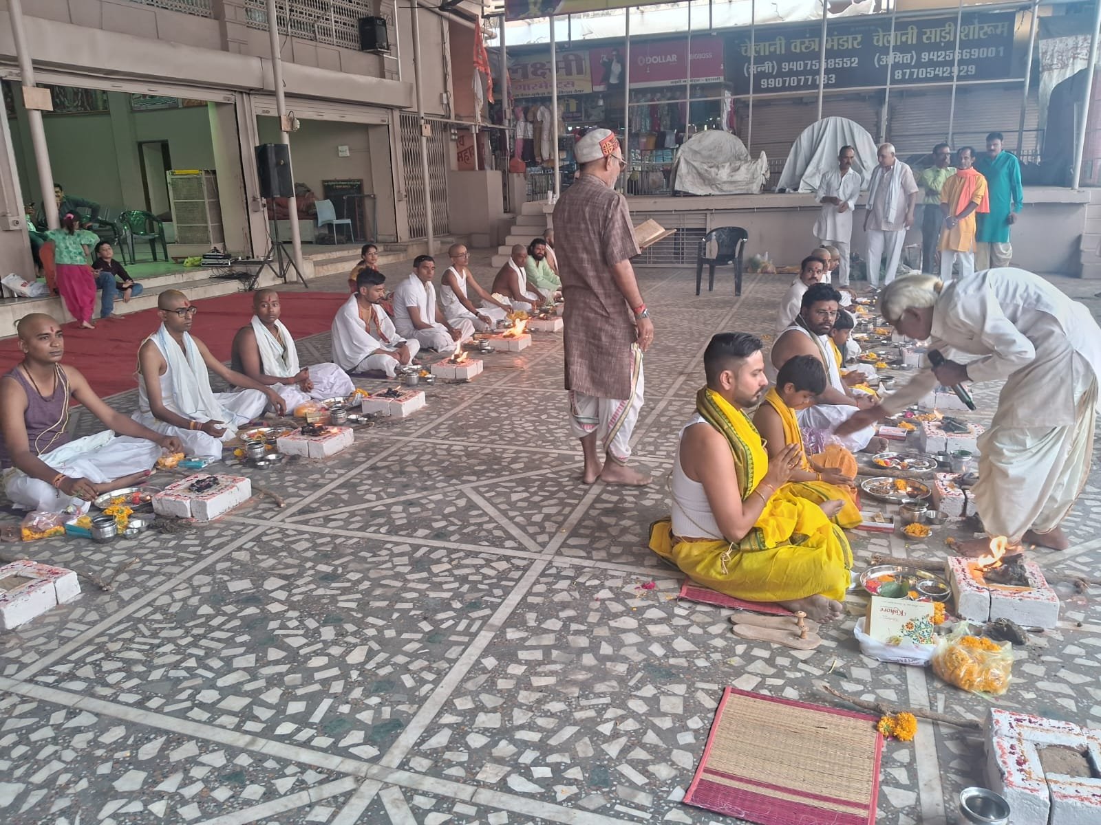 Rituals on Parashuram Jayanti: Mass Yagyopavit ceremony for 20 boys