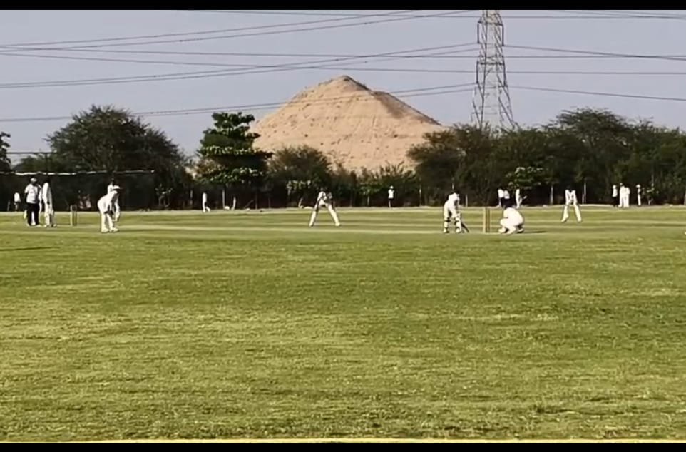 Narmada Trophy: Young Bright Cricket Club defeated Sincere Club to win the trophy.