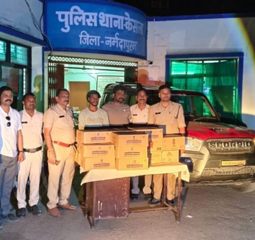 हाईवे पर शराब तस्करी के खिलाफ बड़ी कार्रवाई, 11 लाख के मशरूका के साथ दो गिरफ्तार 2 Kesla