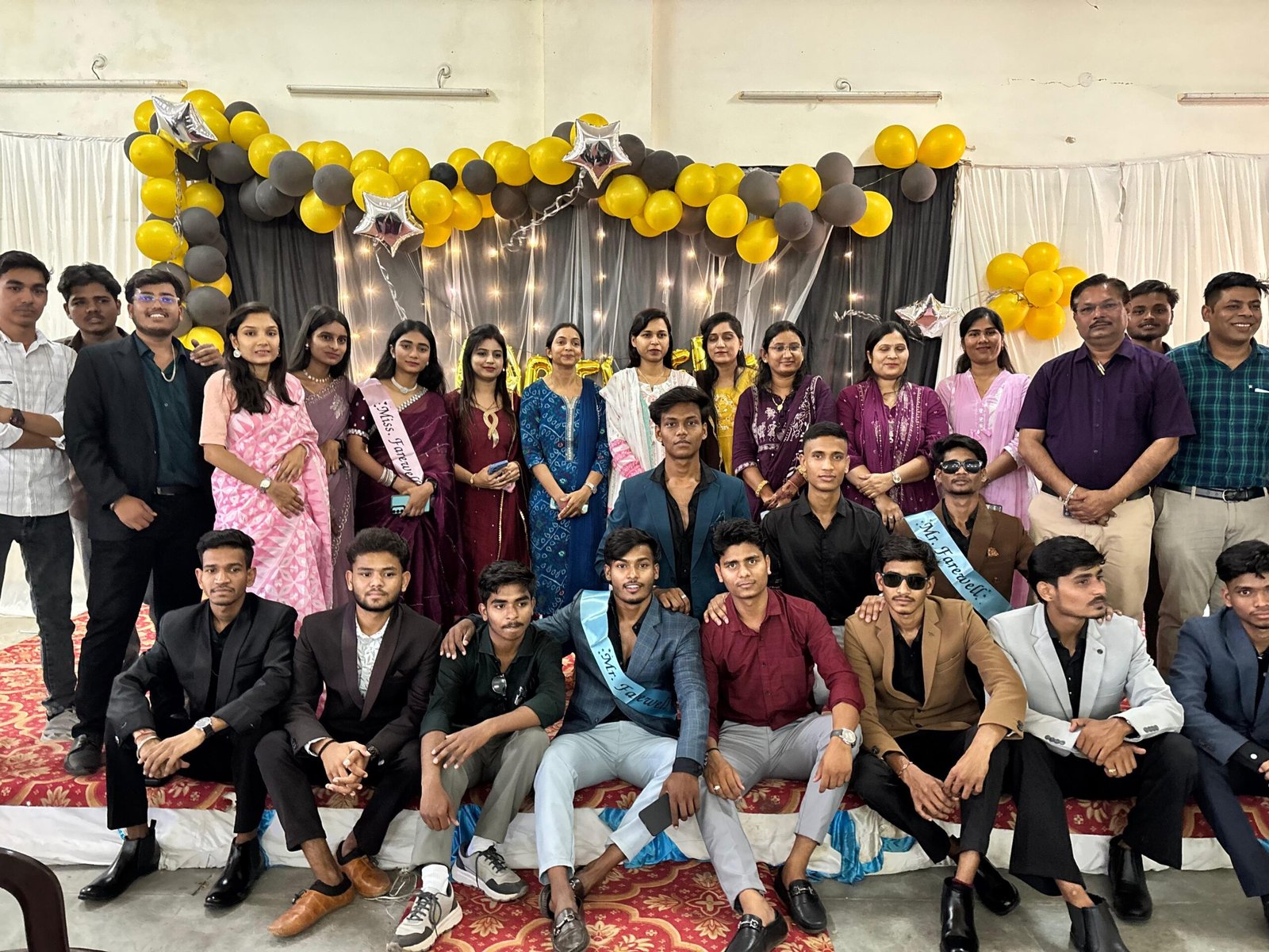 सफलता के शिखर छुएं और संस्था का मान बढ़ाएं, पॉलीटेक्निक इटारसी में विदाई समारोह से संदेश 1 Reach the pinnacle of success and enhance the prestige of the institution, message from the farewell ceremony at Polytechnic Itarsi