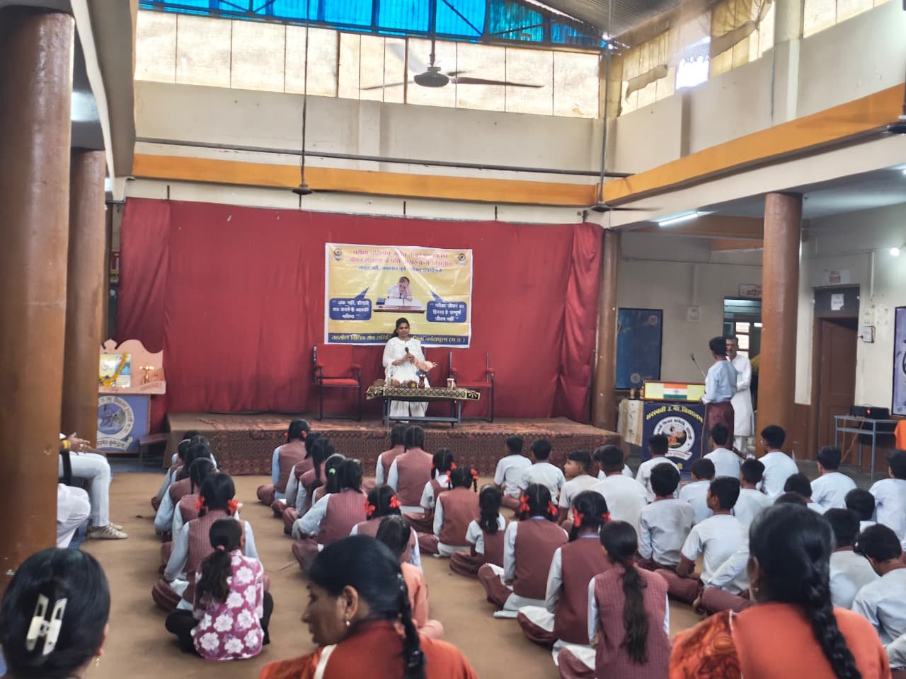 Students should not be afraid of the stress of exam results, Judge Mrs. Prachi Kaurav gave mantras for success