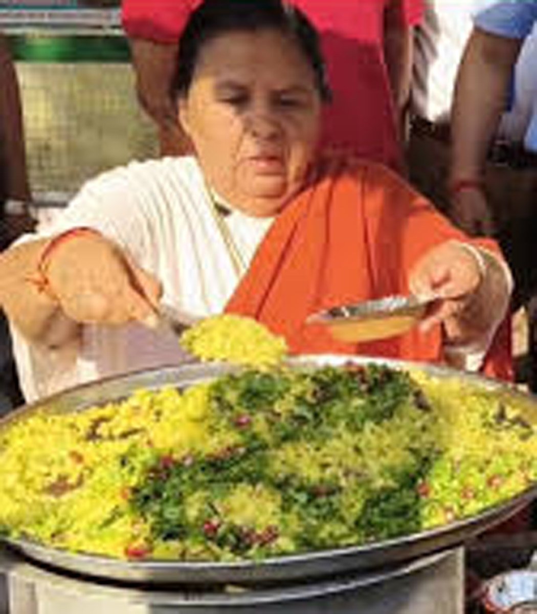 Uma Jiji opened a Poha-Jalebi shop