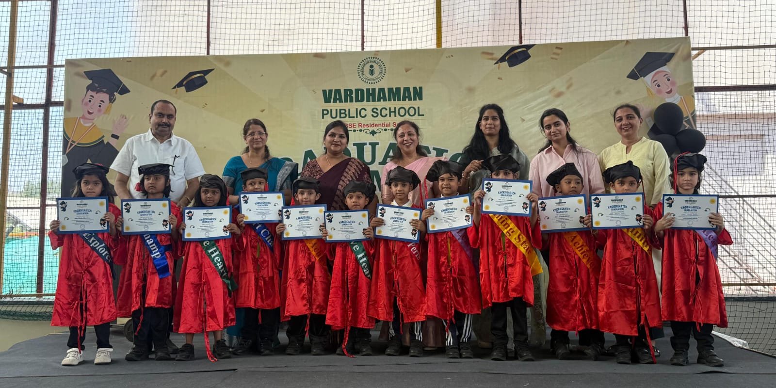 Vardhaman School organised Pre-Primary Convocation